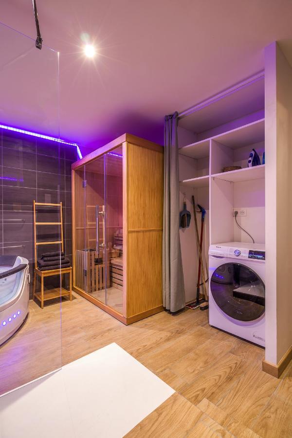 Escapade En Bord De Mer Avec Sauna Et Spa Prives บินิค ภายนอก รูปภาพ